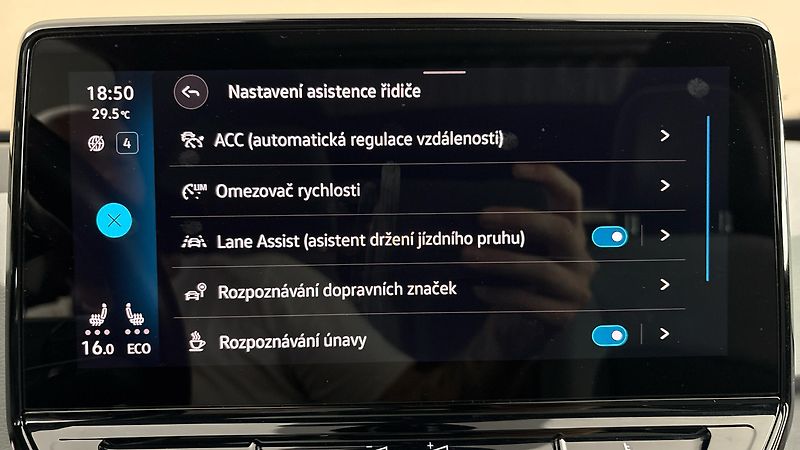 Volkswagen ID.3 58 kWh AUT Family - fotka 23 z 30
