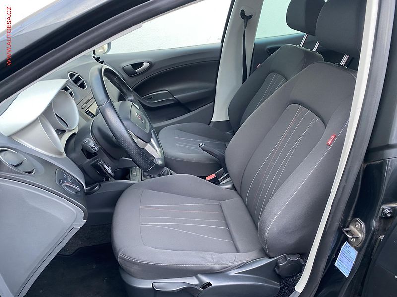Seat Ibiza (2012) 1.4i, Copa, tempo - fotka 9 z 16