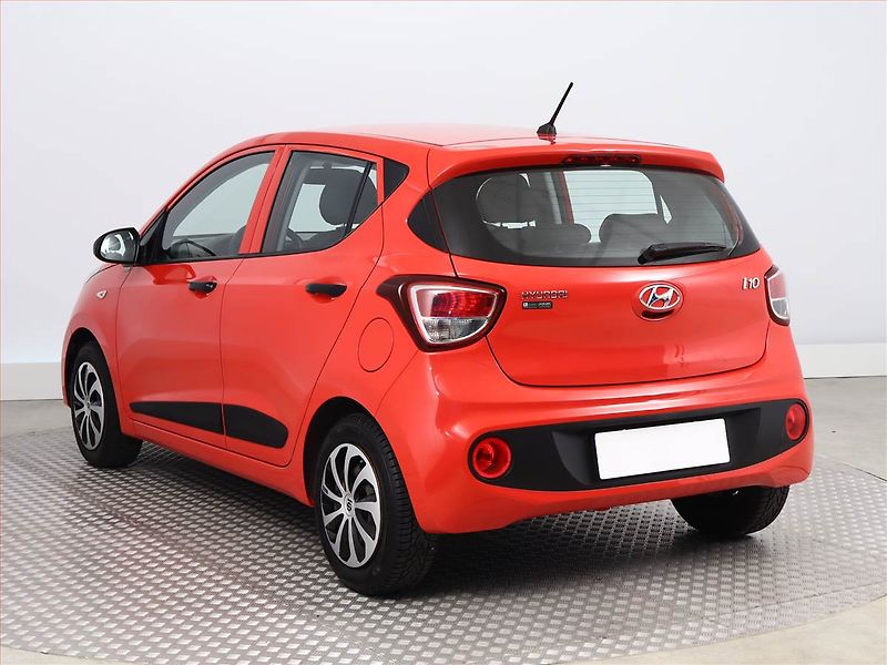 Hyundai i10 (2018) Family+ 1.0, Serv.kniha - fotka 4 z 9
