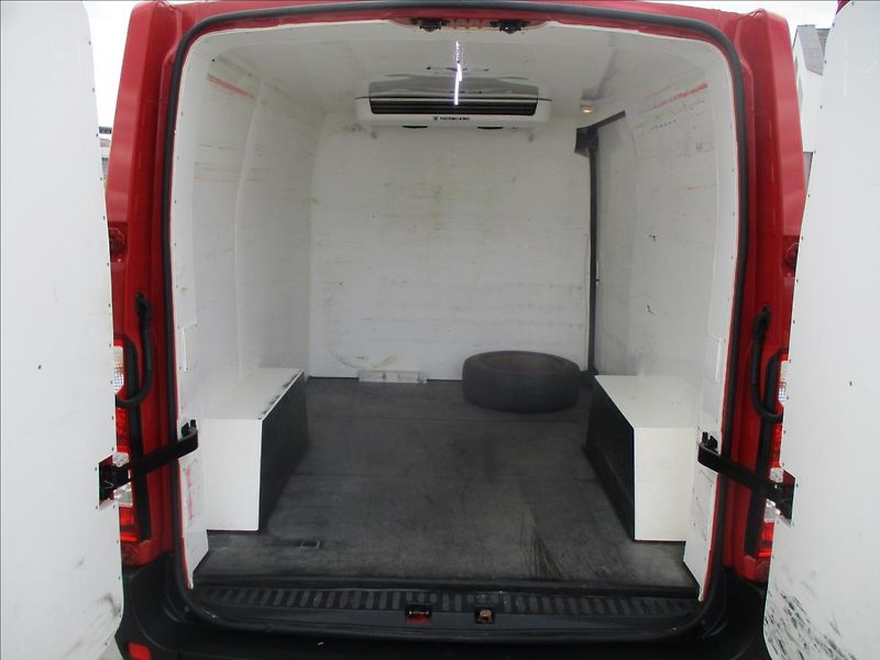 Renault Master 2,3 dCi 110k IZOTERM odp.DPH 1 - fotka 9 z 27