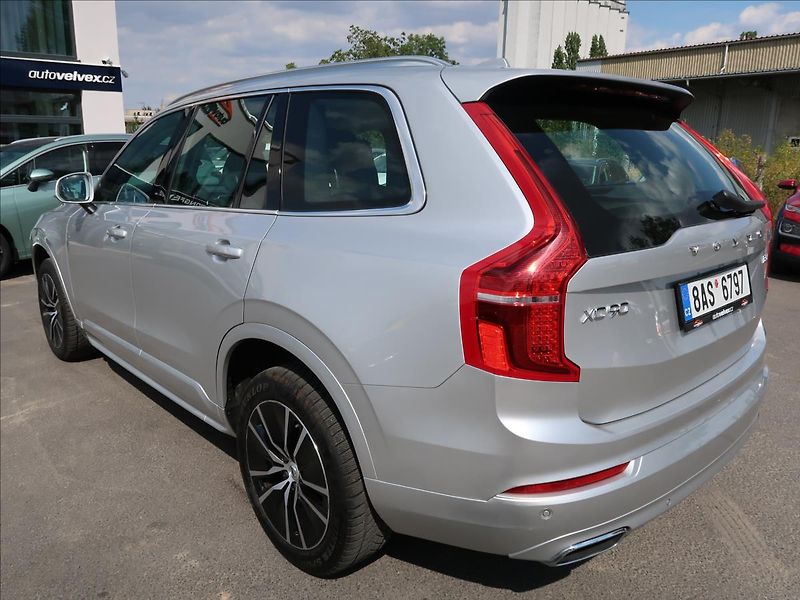 Volvo XC90 2,0 B5,173kW,MomentumPro,1maj - fotka 4 z 29