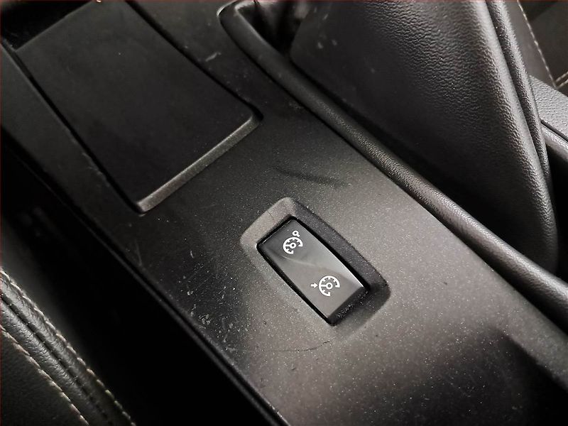 Renault Laguna (2012) 1.5 dCi, za skvělou cenu - fotka 16 z 18