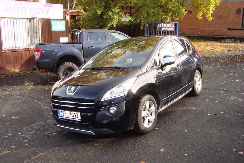 Peugeot 3008 (2013) 1.6HDi,Hybrid 4,AUT,4x4,Panora - fotka 4 z 78
