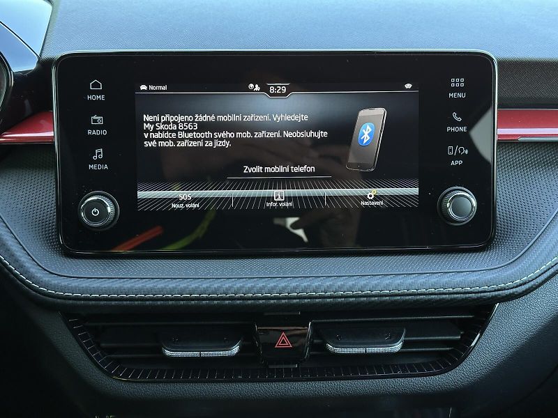 Škoda Fabia 1.0TSi 116PS Monte Carlo Bi-LE - fotka 28 z 42