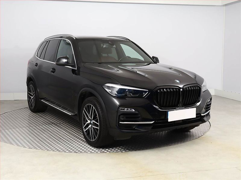 BMW X5 (2021) xDrive30d - fotka 1 z 18