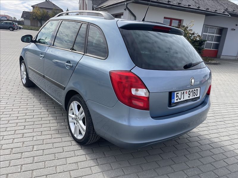 Škoda Fabia 1,2 TSi 77kw Klimatronic ESP T - fotka 3 z 32