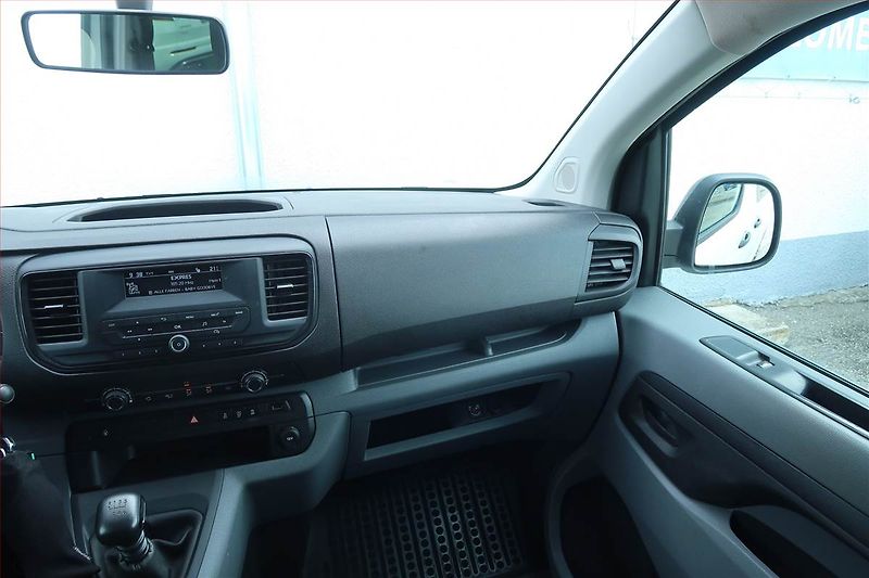Opel Vivaro (2021) 2.0 CDTI, Bus, 9Míst, SR - fotka 8 z 16