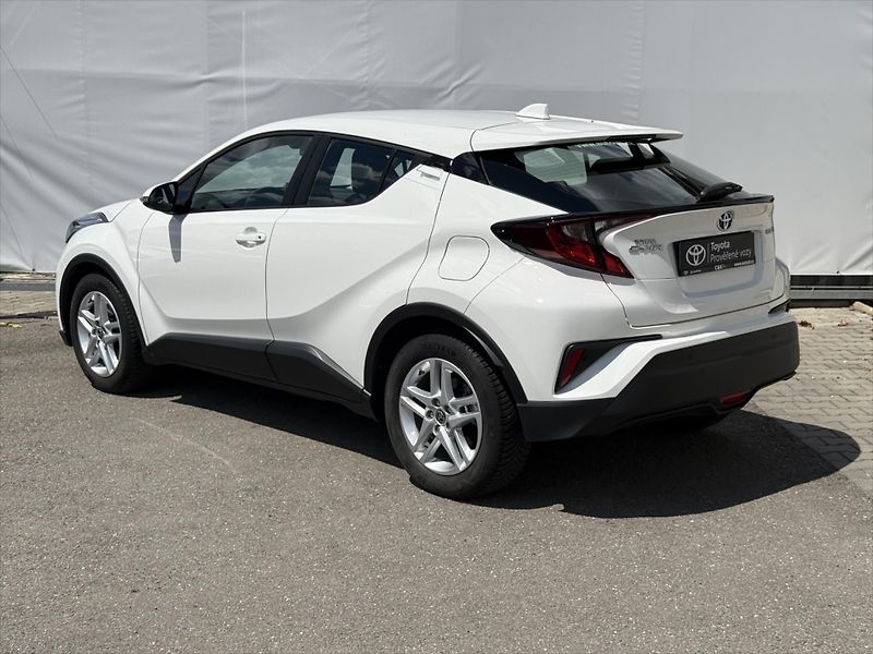 Toyota C-HR 1,8 Comfort Business, Hybrid - fotka 4 z 18
