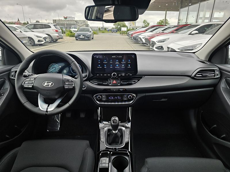 Hyundai i30 (2026) WG 1,0 T-GDI MT STYLE  - fotka 9 z 14