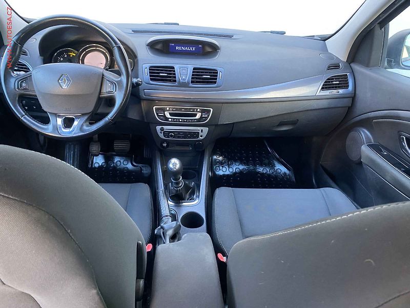 Renault Mégane (2015) 1.5dCi, 1.maj,ČR, AC, tempo - fotka 8 z 19