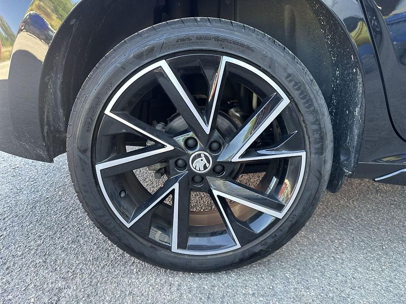 Škoda Kamiq (2024) 1.5 TSI Monte Carlo - fotka 28 z 32