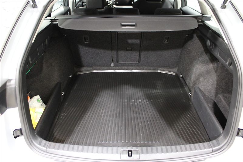 Škoda Octavia 2,0 TDI Ambition 1.majitel CZ - fotka 6 z 32