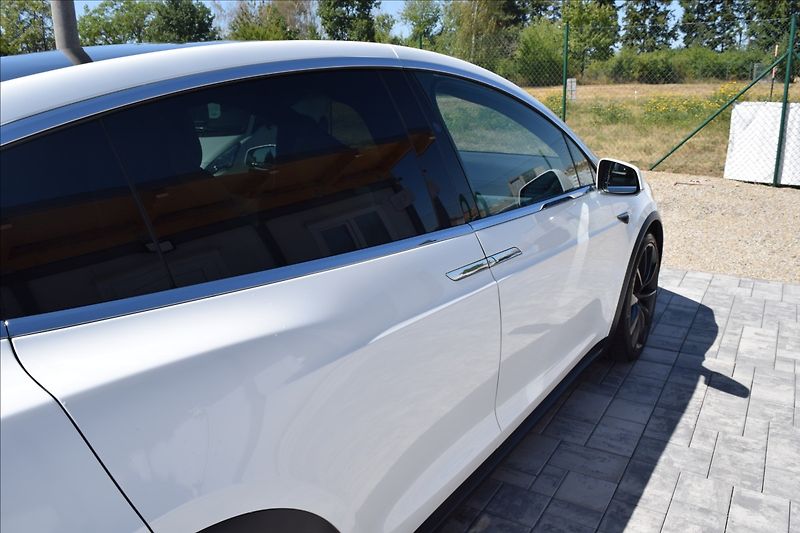 Tesla Model X 100D FSD 6MÍST TAŽNÉ - fotka 10 z 34