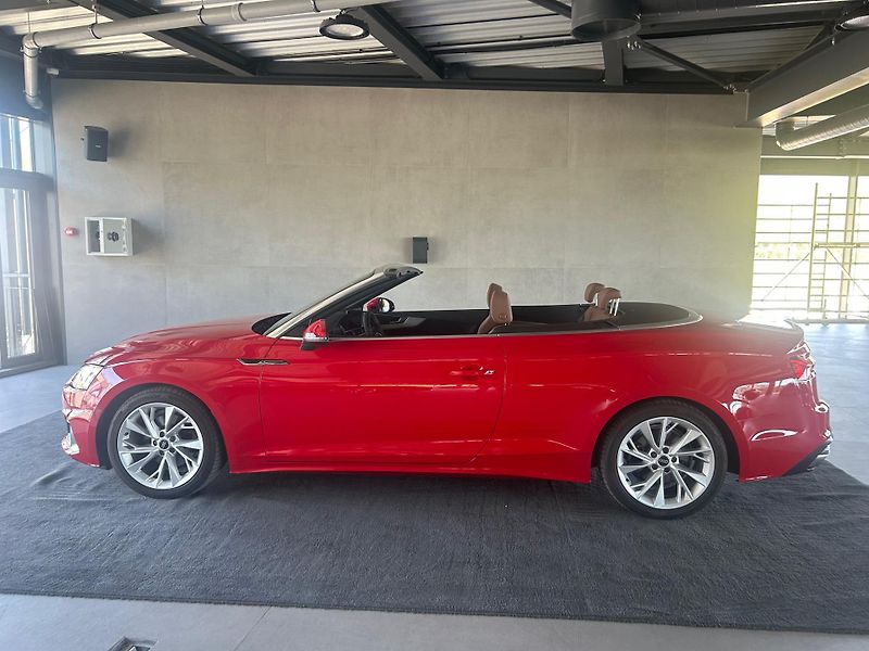 Audi A5 (2022) Cabriolet 2.0 TDI S-tronic - fotka 4 z 27