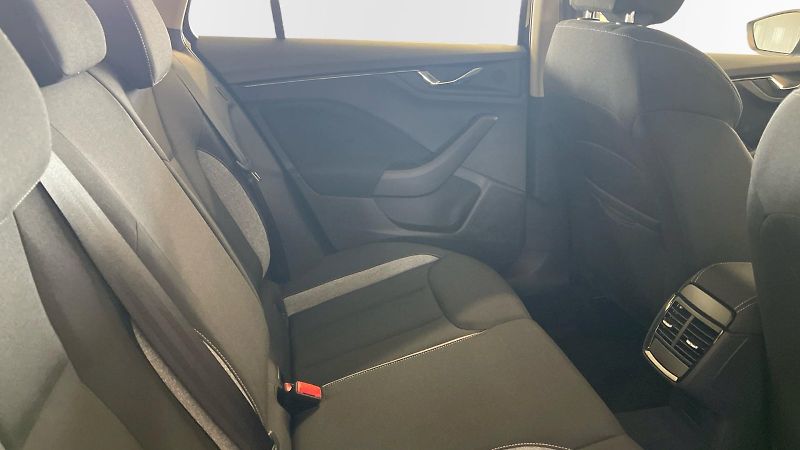 Škoda Kamiq (2025) Selection 1.0TSI 85kw - fotka 12 z 28