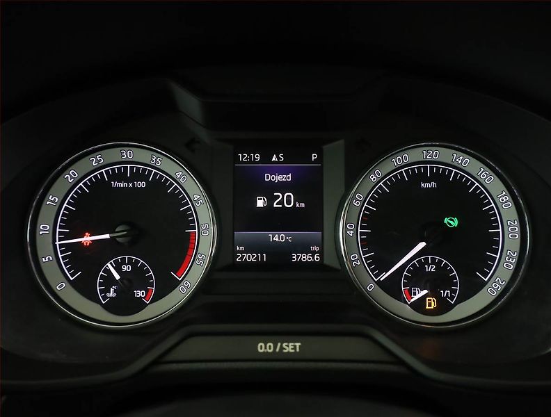 Škoda Octavia (2019) Scout 2.0 TDI, 4X4, Automat - fotka 9 z 20
