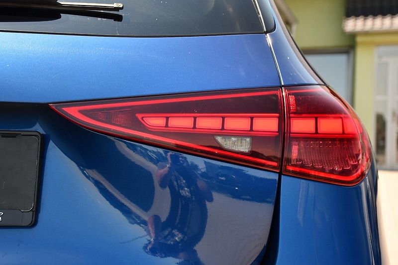 Mercedes-Benz Třídy C 220D 4M AMG ČR  - fotka 55 z 55