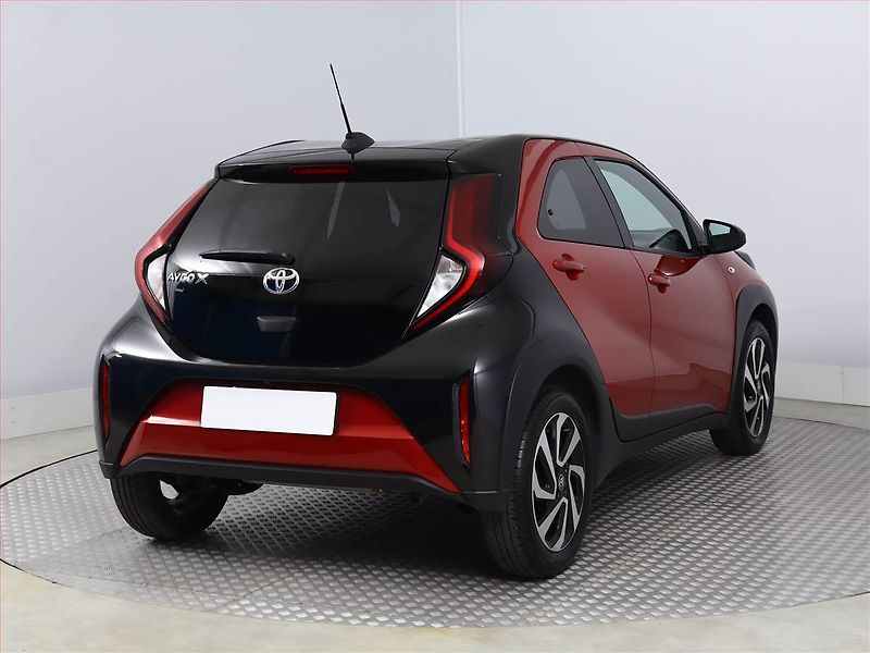 Toyota Aygo (2025) Style 1.0, ČR,1.maj - fotka 5 z 16