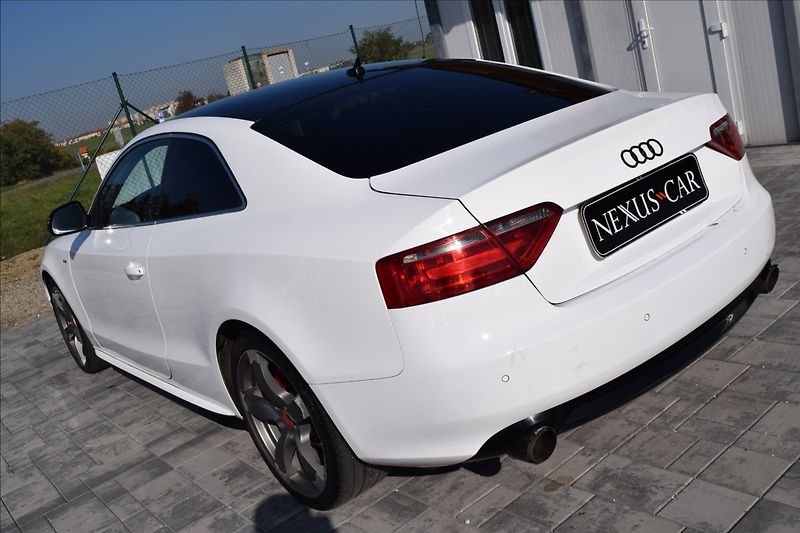 Audi A5 3,0 TDI 176KW S-LINE ALU SERVI - fotka 12 z 48
