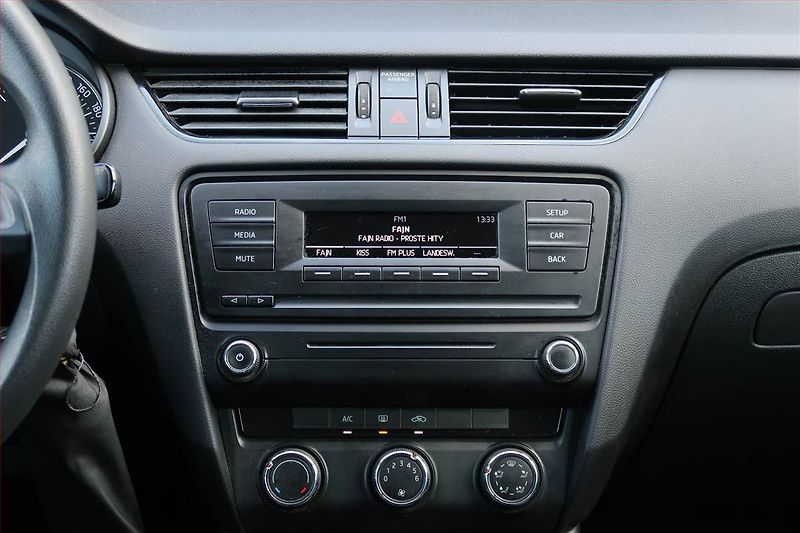 Škoda Octavia (2013) 1.2 TSI, Serv.kniha, Tempomat - fotka 12 z 14