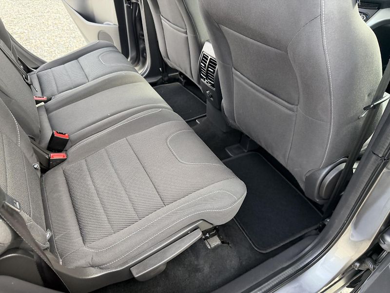 Ford Kuga 2.0TDCi 140PS 162TKM SERVIS!!! - fotka 122 z 162