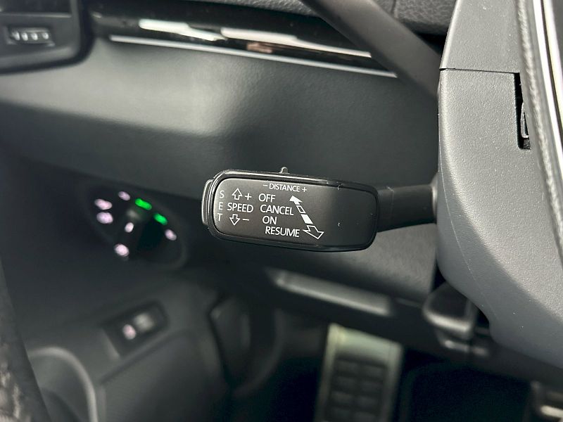 Škoda Karoq (2025) DSG 2.0TDI 110kW 4x4 SportLine - fotka 24 z 33