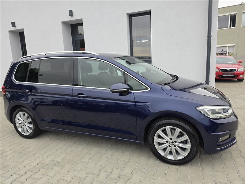 Volkswagen Touran 1,4 TSi 110KW DSG Highline 7MÍ - fotka 5 z 50