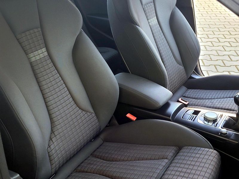Audi A3 TFSi 103kW Limo,FULL LED - fotka 25 z 44