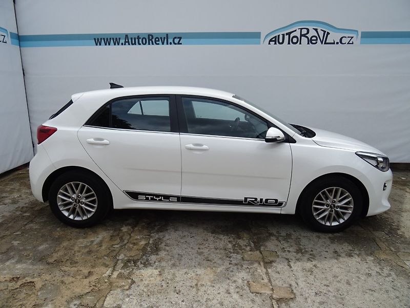 Kia Rio (2019) 1.2i,61kW,1majČR,S.kn,navi - fotka 5 z 24