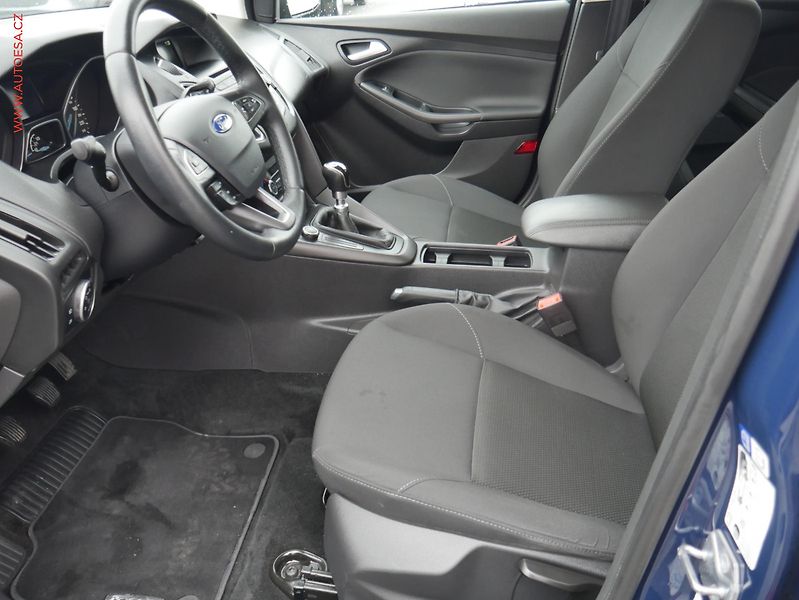 Ford Focus (2016) 1.5TDCi, ČR, AC, navi - fotka 9 z 18