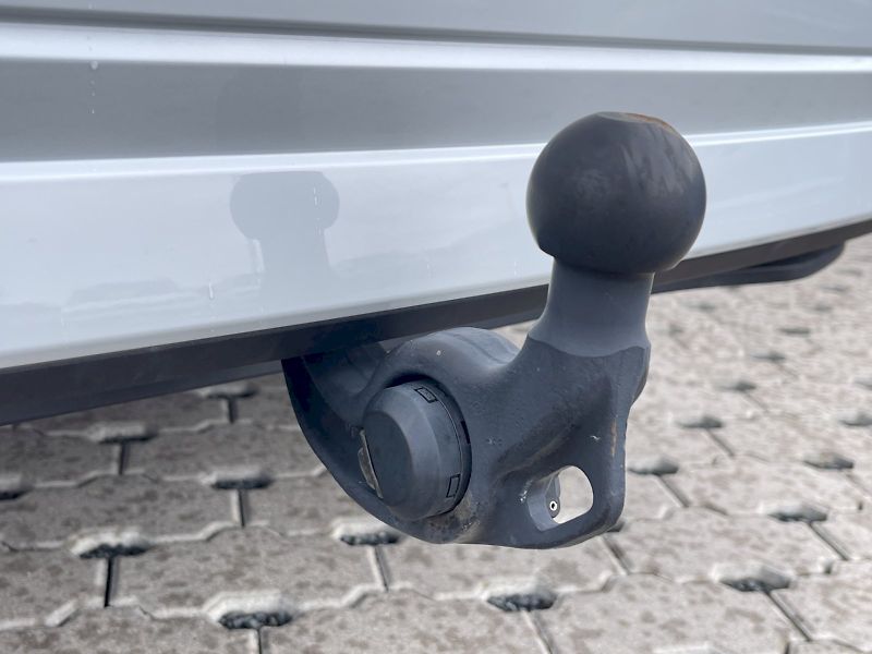 Škoda Octavia (2023) 2.0 TDI 110kW DSG Style Plus c - fotka 33 z 35