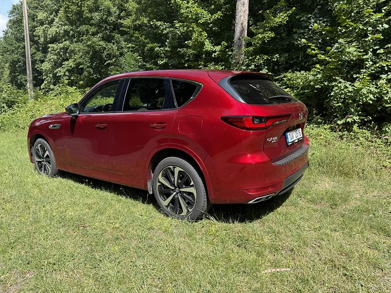 Mazda CX-60 (2023) 3.3D, 254hp, 4x4, TAKUMI, DPH - fotka 3 z 10