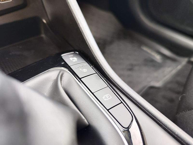 Hyundai Tucson 1.6 CRDI/100kW Smart MHEV - fotka 22 z 31