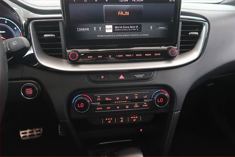 Kia XCeed (2022) 1.6 CRDi MHEV, AUTOMAT - fotka 12 z 20