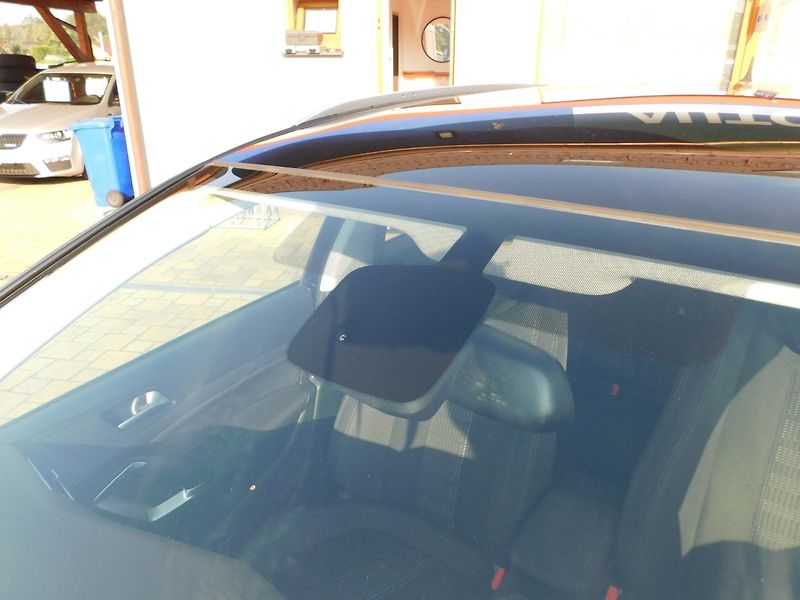Peugeot 308 (2015) KOMBI 2.0 HDi - fotka 31 z 37