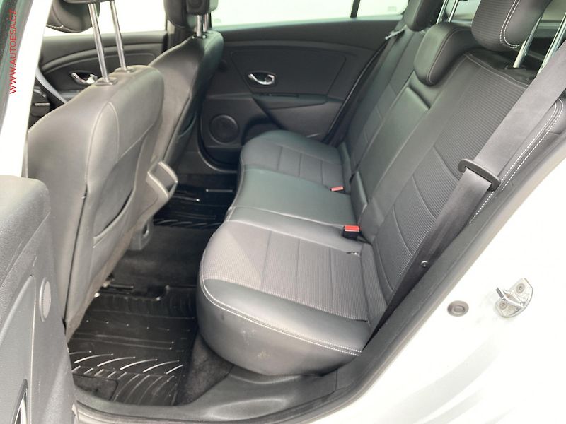 Renault Mégane (2014) 2.0 T, GT, navi, kamera - fotka 10 z 20