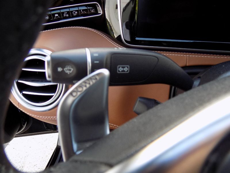 Mercedes-Benz Třídy S (2014) 63 AMG/4-Matic/1.maj.ČR/DPH/ - fotka 22 z 40