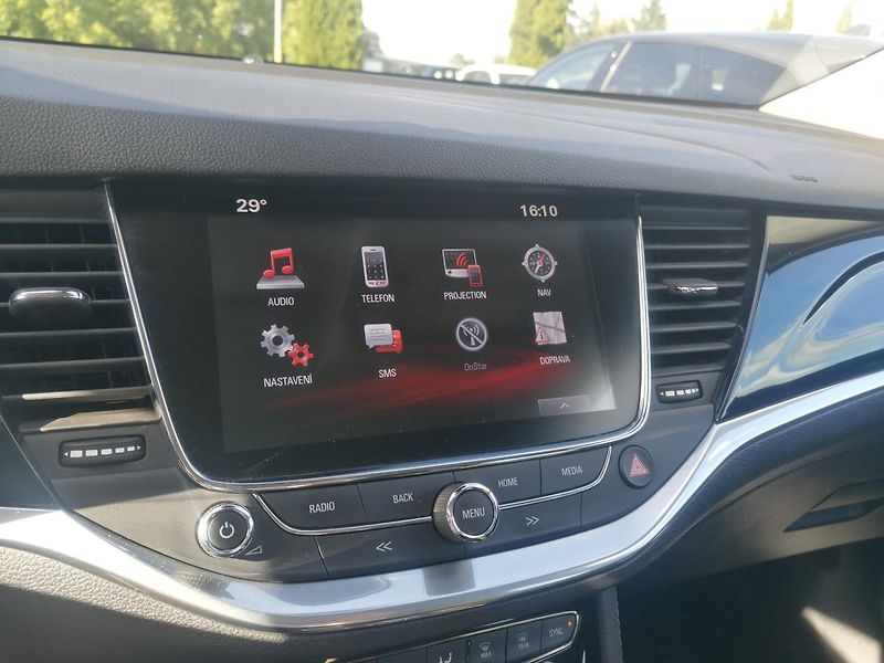 Opel Astra (2018) 1.4 Turbo Digi.klima,Výhřevy - fotka 14 z 30