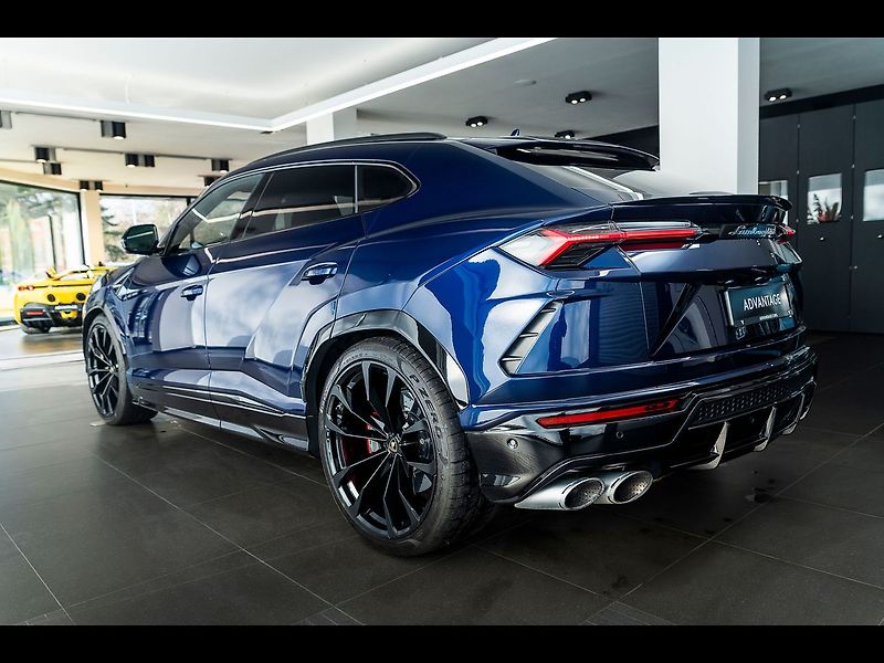 Lamborghini Urus 23/B&O 3D/Pano/Full ADAS/DAB+ - fotka 4 z 24