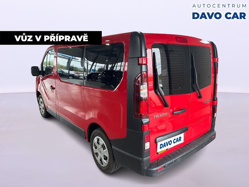 Renault Trafic 2,0 dci 110kW CZ DPH 9 Míst Au - fotka 2 z 12