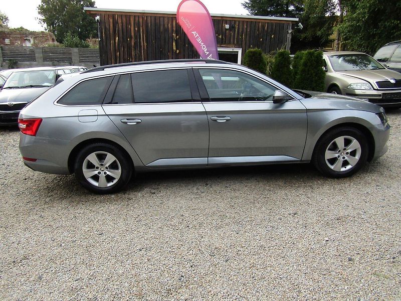 Škoda Superb (2017) 1.6 TDI 88kW - fotka 9 z 40