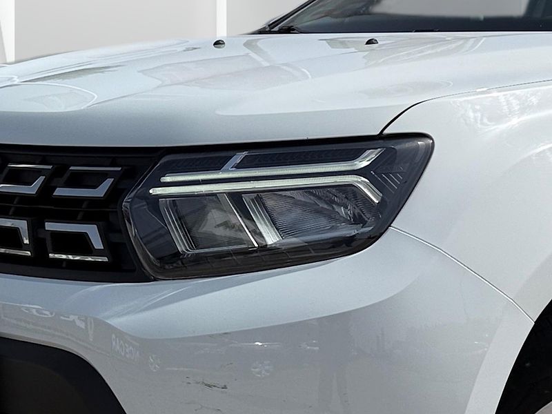Dacia Duster (2022) 1,3TCe 96 kW Comfort 130 4x2 - fotka 9 z 24