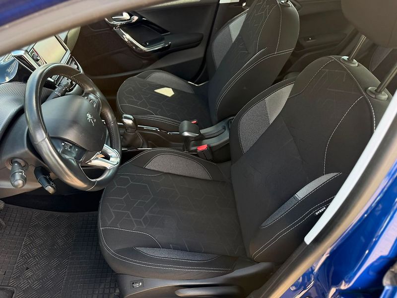 Peugeot 2008 Active 1.2PT 82 - fotka 8 z 26