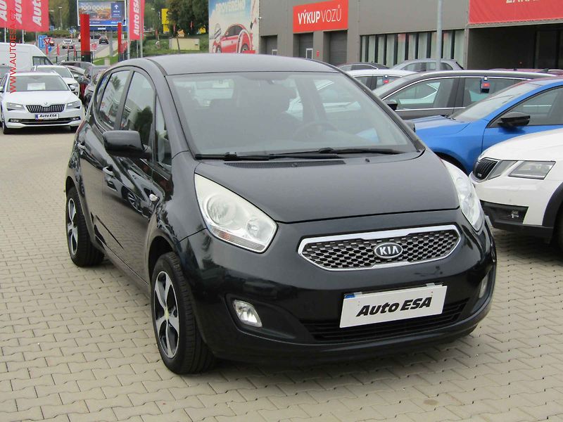 Kia Venga (2010) 1.4i, 2.maj, AC, park. senzor - fotografie inzerátu