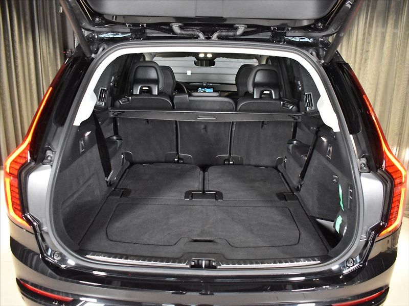Volvo XC90 2,0 T8 AWD Ultra B&W,Vzduch, - fotka 12 z 35