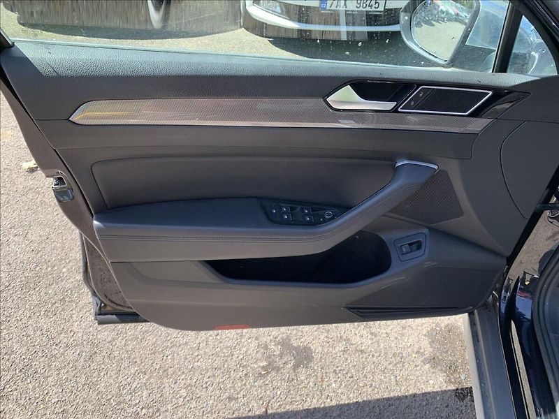 Volkswagen Passat 2,0 TDI DSG ALLTRACK,ČR - fotka 13 z 18