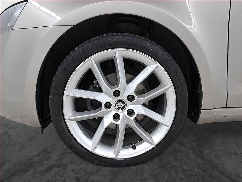 Škoda Octavia (2015) Style Plus 2.0 TDI, Automat - fotka 15 z 21