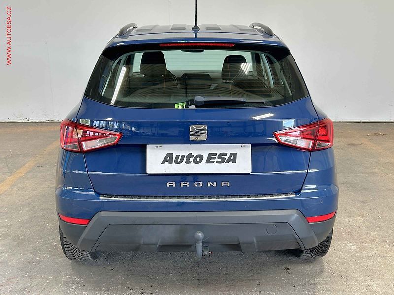 Seat Arona (2017) 1.0 TSi, LED, AC - fotka 5 z 15
