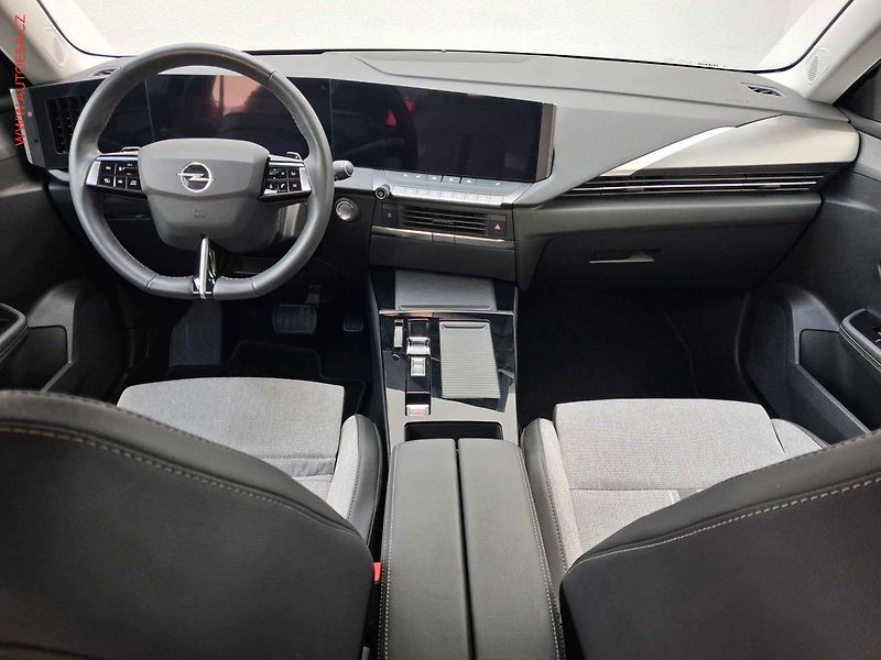 Opel Astra (2023) 1.2T, Elegance, AT, LED, - fotka 8 z 20