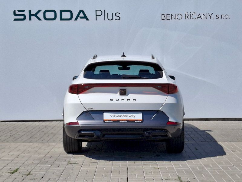 Cupra Formentor (2024) 1,5TSi 110kW - fotka 12 z 34